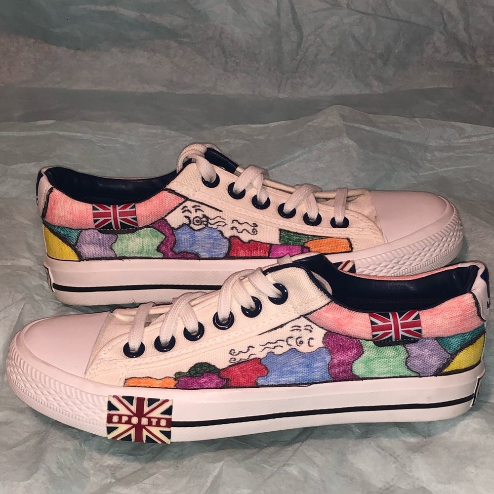 Custom shoes